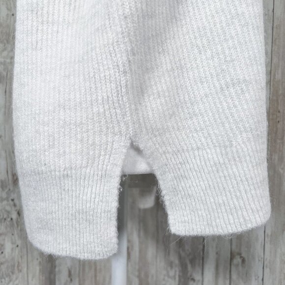 Women's Old Navy Sweater | White | Crew Neck | Large | Relaxed Fit | Stretch - Picture 8 of 10